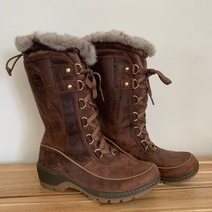*NWOT* Sorel leather waterproof winter boots